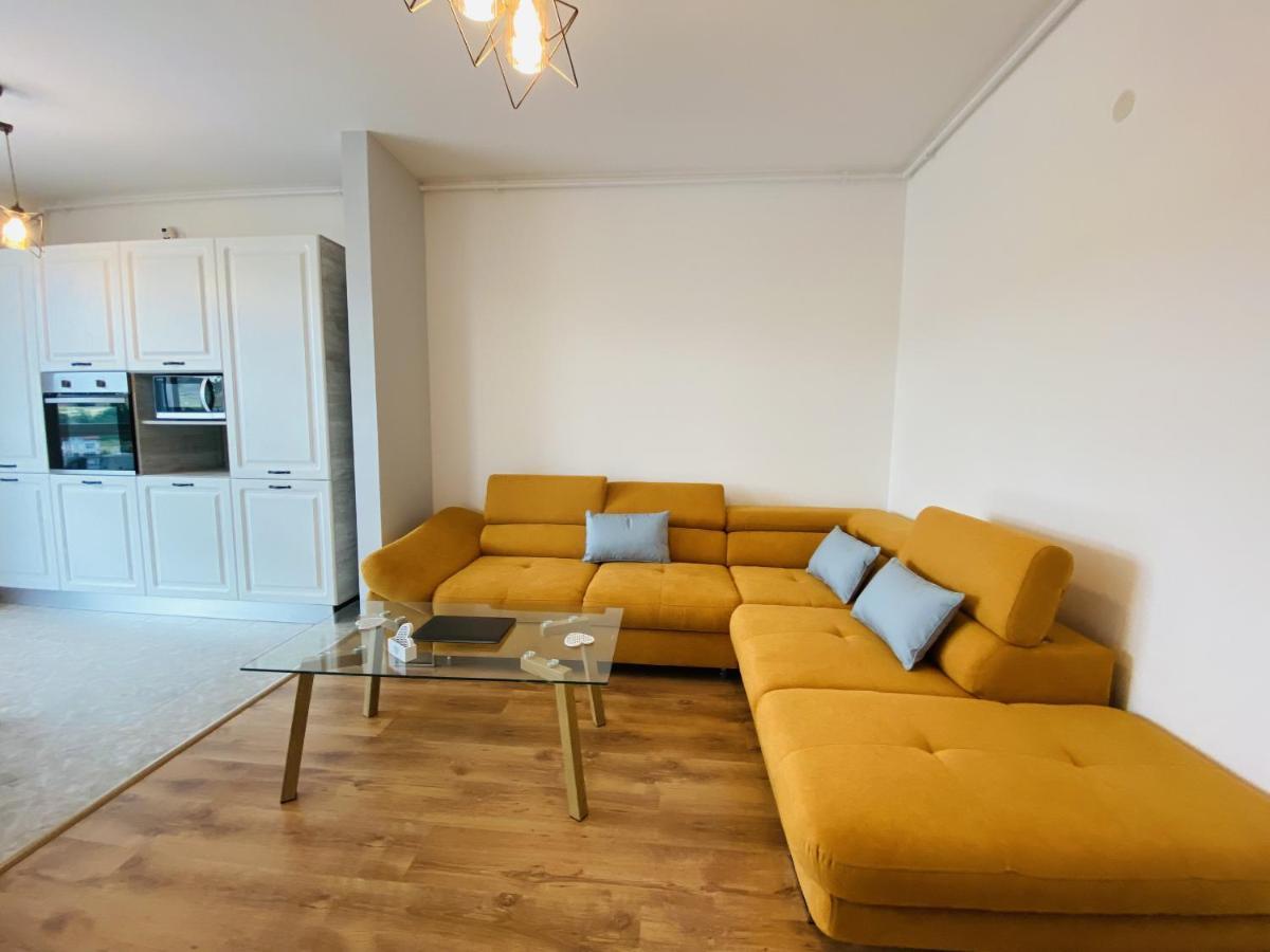 Deluxe Apartment With Balcony And Private Parking In Colvmna Residence クルージュ＝ナポカ エクステリア 写真