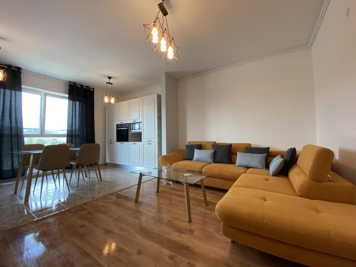 Deluxe Apartment With Balcony And Private Parking In Colvmna Residence クルージュ＝ナポカ エクステリア 写真